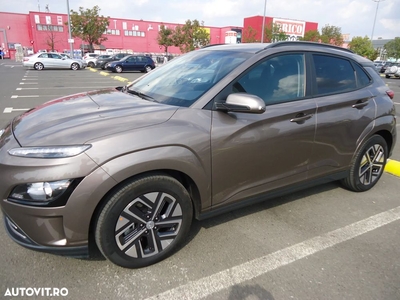 Hyundai KONA Electric 204CP Highway + Navi