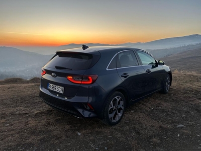 Kia Ceed 2020 , benzina 1,4 , avariat usor Bucuresti Sectorul 4