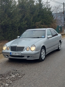 MERCEDES E220 * Elegance* Cutie Automată * Taxe Valabile * GERMANIA*** Campulung