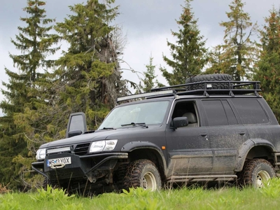 Nissan Patrol Y61 Livezeni