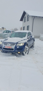 Vw touareg 3.0 tdi Pitesti