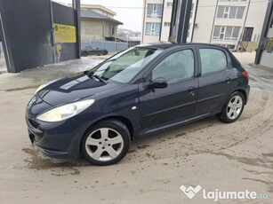 Peugeot 206 plus 1.4d 2012