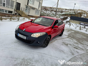 Renault megane 1.6i an 2012