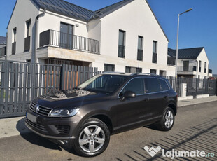 VW Touareg An; 2017, km 127000