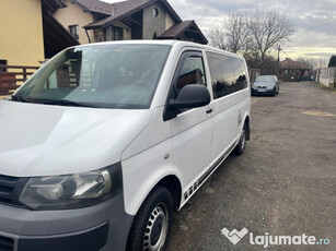 VW Transporter T5 2011 9 locuri