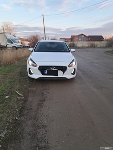 Hyundai i30 2017 1.4 benzina navigatie 3d android