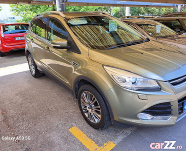 Liciteaza-Ford Kuga 2013