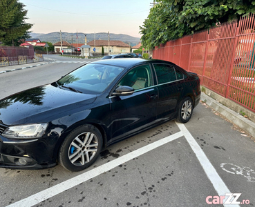 Volkswagen Jetta 2.0 TDI unic proprietar