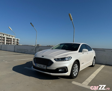 Ford Mondeo 2020 2.0 Benzina Hybrid 187 cai