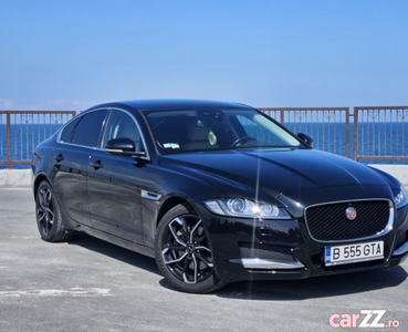 Liciteaza-Jaguar XF 2017