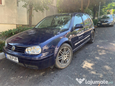 VW Golf 4, 1,6 benzina An 2001