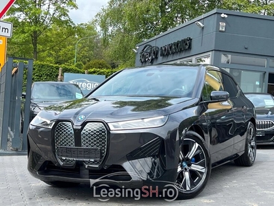 BMW iX 50 xDrive Sport Clear & Bold Sky Lounge