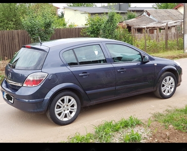 Opel Astra H 1.4 benzina