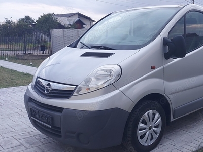 Opel Vivaro Renault Trafic 2013 A C 2.0 114cp Euro5