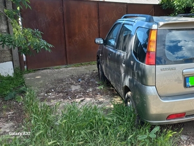 SUZUKI IGNIS 2004 avariat