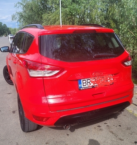 Vând Ford Kuga Titanium 2015 Automată 4 4