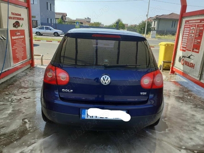 Vand Golf 5 în stare buna