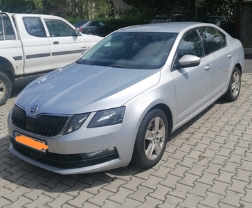 Vând mașină Skoda Octavia !