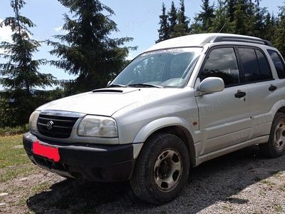 Vand sau schimb duster suzuki grand vitara hdi 4x4