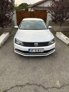 Volkswagen Jetta 2.0 TDI Bluemotion