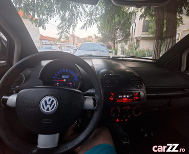 Volkswagen New Beetle 2000