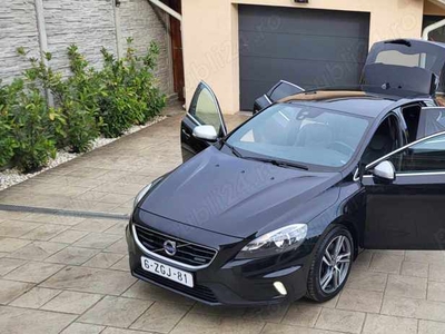 Volvo V40 Model R-Design Panoramic