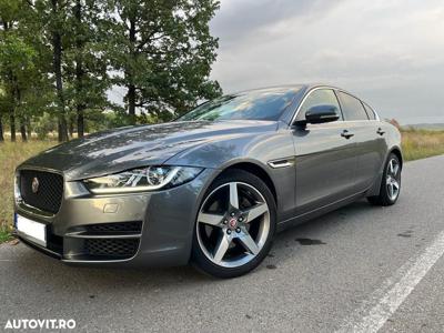 Jaguar XE 2.0 R-Sport