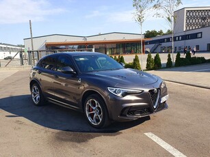 Alfa Romeo Stelvio 2.9 V6 Turbo AWD AT8 Quadrifoglio