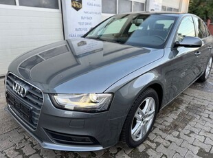 Audi A4 Avant 2.0 TDI DPF quattro Ambiente