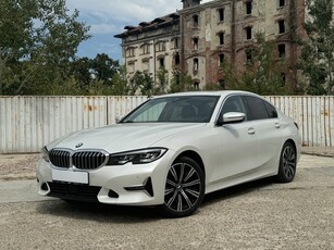 BMW Seria 3 320i xDrive AT