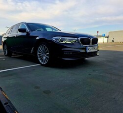 BMW Seria 5 520d xDrive Touring Aut. Sport Line