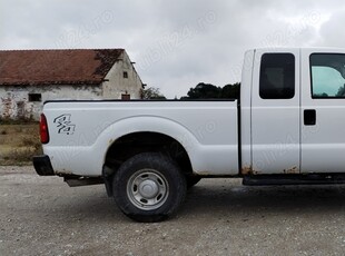 Ford F250 6.2 V8 4x4 model 2014 400CP