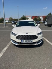 Ford Mondeo Vignale 2.0 Hybrid