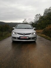 Honda Civic Hybrid 1.4 benzină electrică 95cp 4000euro