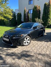 Lexus Seria IS 300h Aut. F Sport