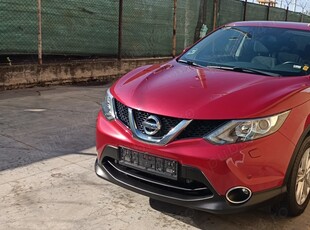 Nissan Qashqai,N-connecta automat 2017,benzina,camere 360*,keyless