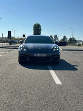 Porsche Panamera 4S