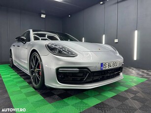 Porsche Panamera Turbo Sport Turismo