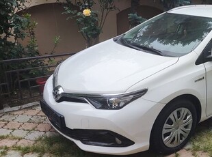 Toyota Auris 1.8 VVT-i Hybrid Automatik Comfort