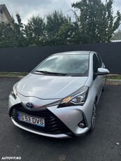 Toyota Yaris 1.5 VVT-i HSD Dynamic