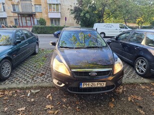 vindem ford focus 2 1.6 bună