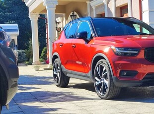 Volvo XC 40 T5 AWD R-Design