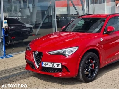 Alfa Romeo Stelvio 2.9 V6 Turbo AWD AT8 Quadrifoglio