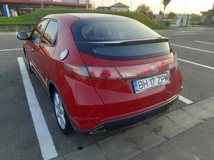 Honda Civic 1.8 140 CP