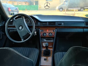 Mercedes W124