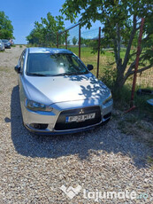 Mitsubishi Lancer 1.6 benzina aspirat