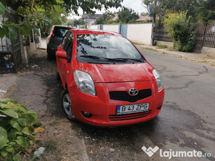 Toyota Yaris 1,3, 90000km, automata, clima