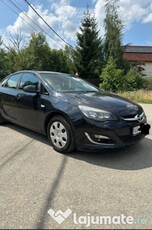 Vând Opel Astra J 2013 Benzina + GPL