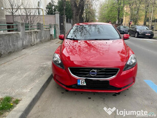 VOLVO V40 Diesel 112,500 Km Reali