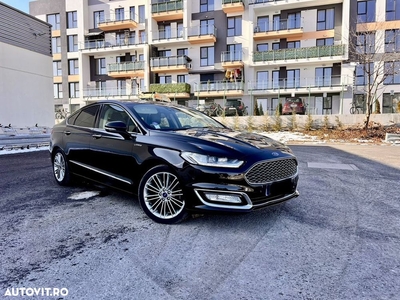 Ford Mondeo Vignale 2.0 Hybrid